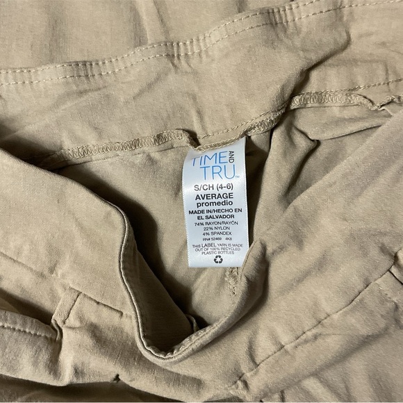 TIME AND TRU TAN PULL ON BOOT CUT PANTS IN SIZE 4-6, VERY GENTLY WORN - Picture 3 of 3